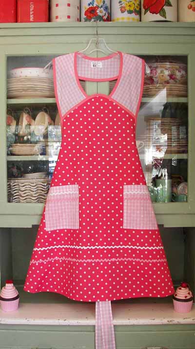 1940 apron pink polka dot pink gingham 